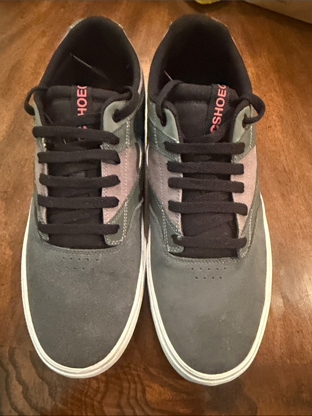DC Kalis Vulc Men’s 13 Gray Leather Skate Shoes ADYS300569